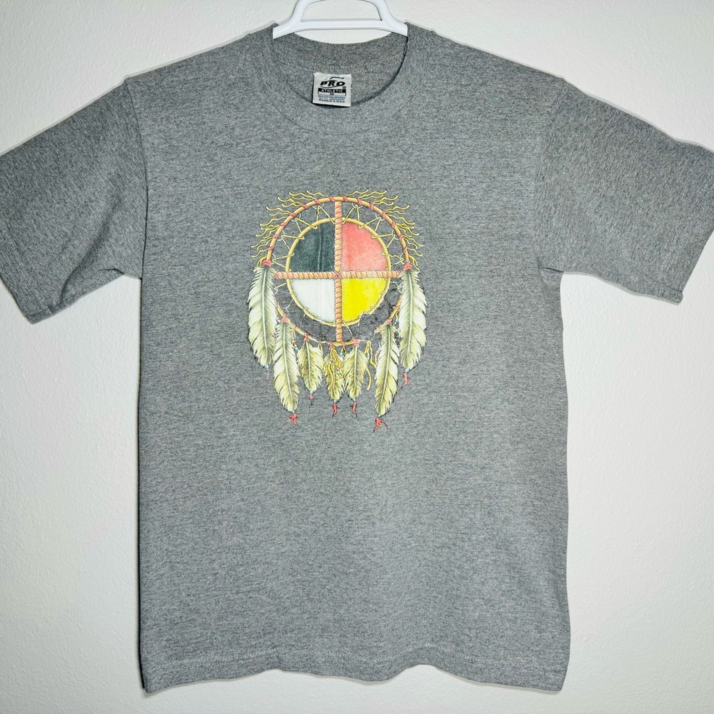 Medicine Wheel Dreamcatcher Native American Culture Graphic Shirt Medium